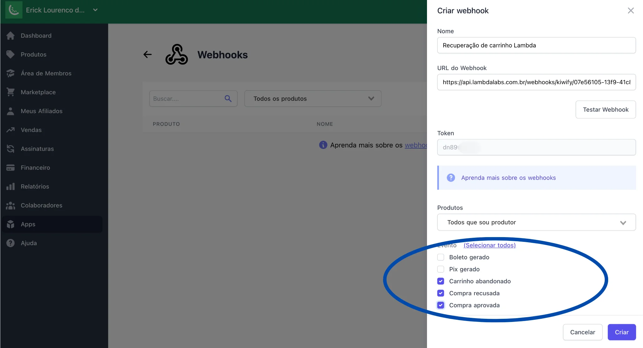 Lista de eventos disponíveis no webhook da Kiwify com checkboxes para seleção, incluindo carrinho_abandonado e compra_recusada.