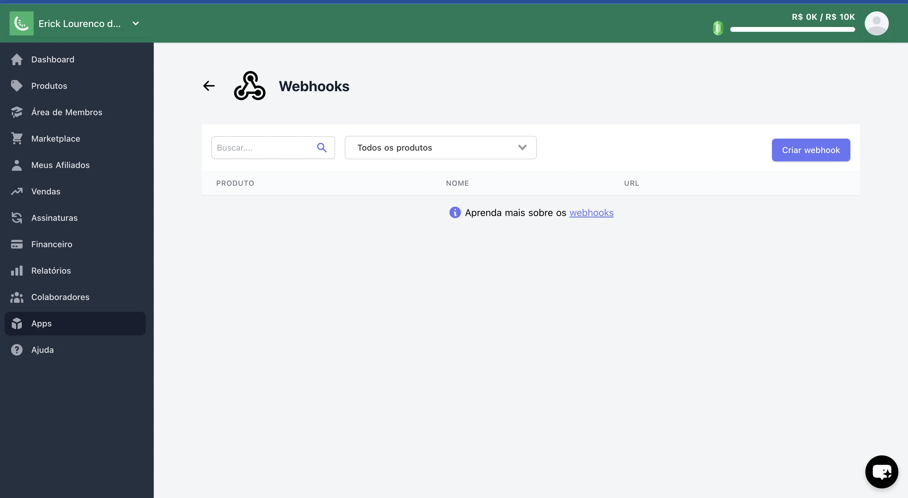 Tela de Apps da Kiwify mostrando a seção de Webhooks com lista de webhooks cadastrados e botão Criar Webhook.